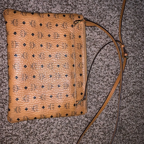 MCM crossbody - Picture 5 of 9